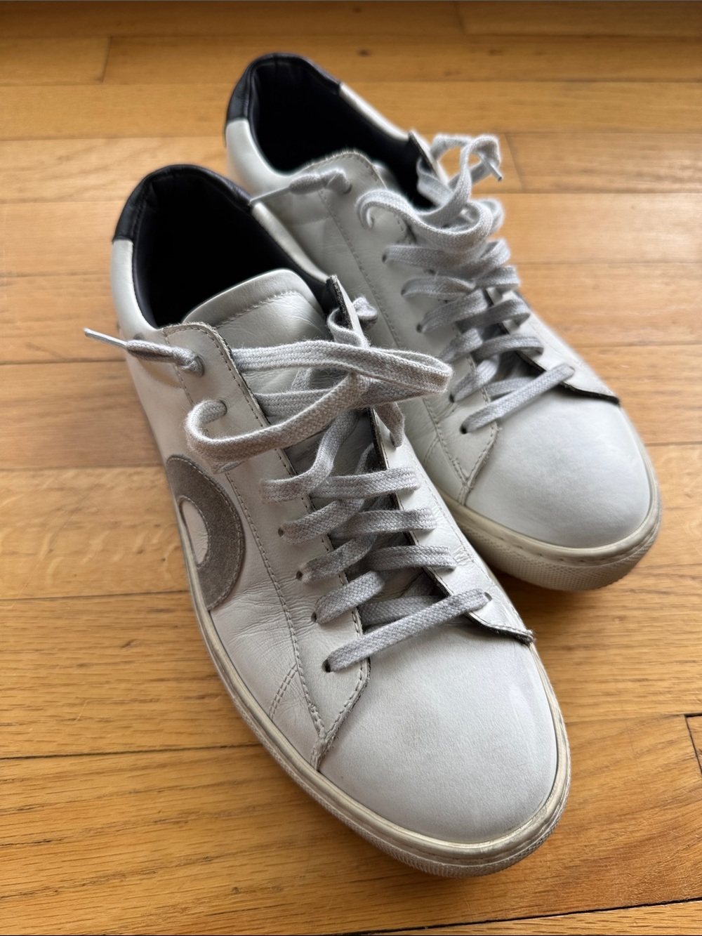 Oliver Cabell White Leather Low-Top Sneakers